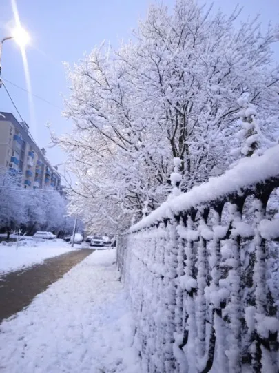 Маріуполь сніг