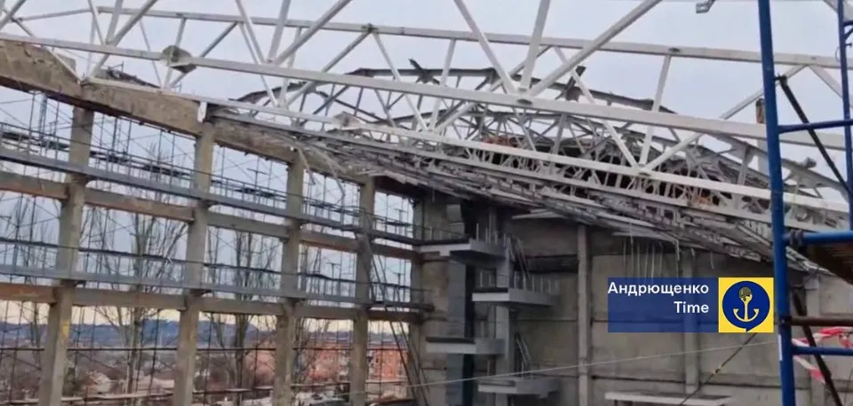 басейн Нептун у Маріуполі в 2025 році