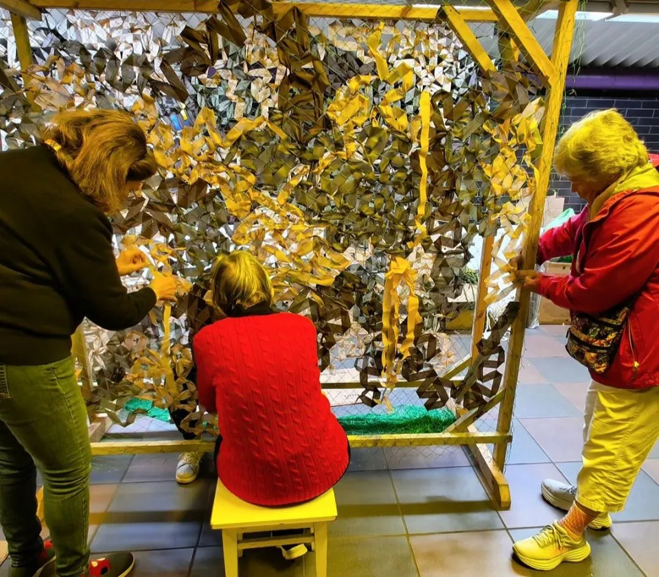 Волонтерські центрі Риги. Як закордоном допомагають українцям