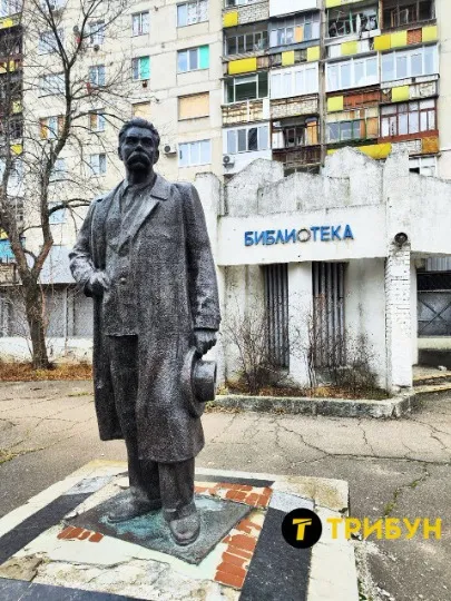 Бібліотека на вул. Володимирська