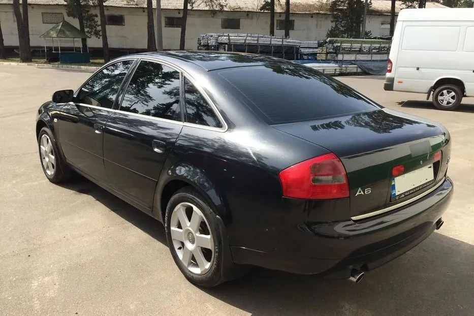 Автомобіль Audi A6 C5