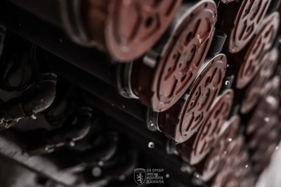 зсу рсзв град війна передова фронт часів яр українські військові бійці захисники воїни