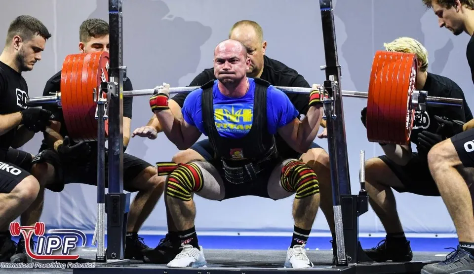 Микола Бараннік встановив рекорд у присіданні – 375,5 кг
