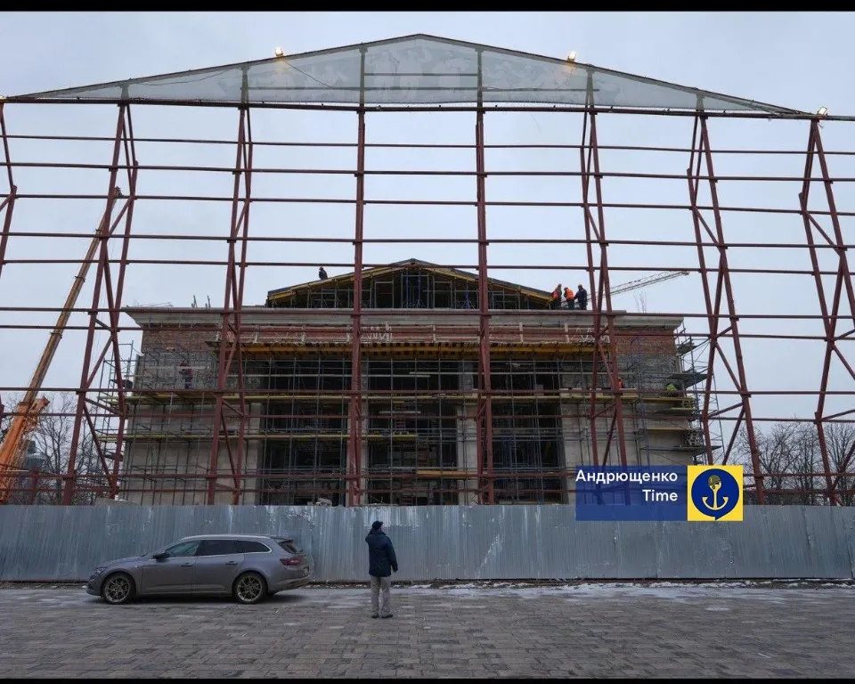 Маріуполь, драмтеатр