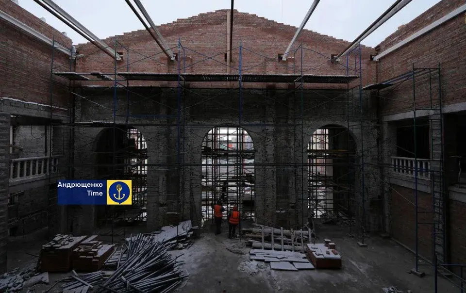 Маріуполь, драмтеатр