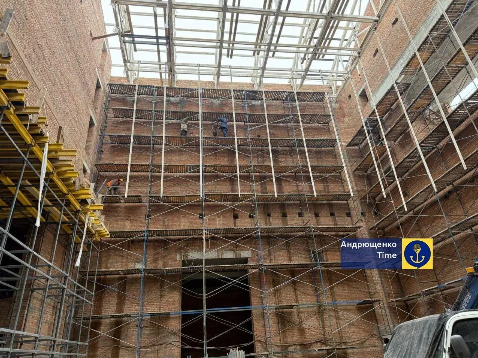 Маріуполь, драмтеатр