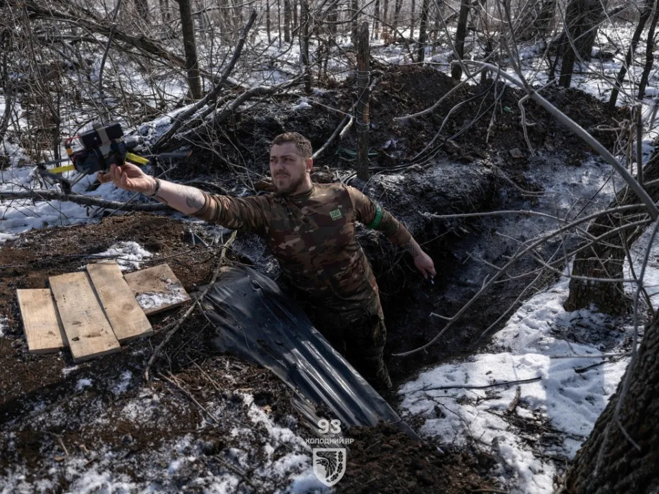 зсу українські військові захисники бійці воїни сили оборони війна передова фронт дрон