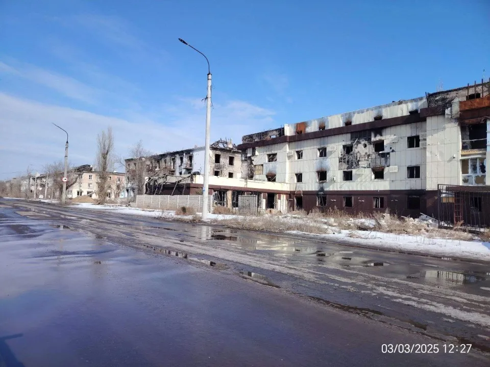 Будівля Луганської обласної прокуратури на вул. Богдана Ліщини