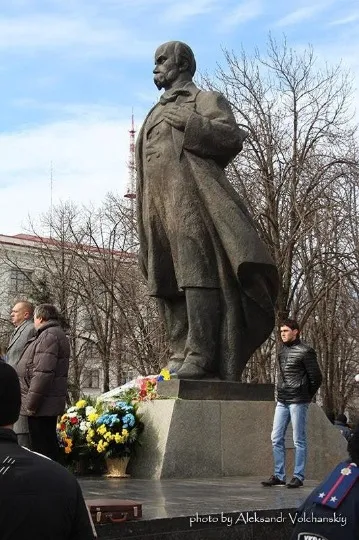 Мітинг в Луганську 9 березня 2014 року