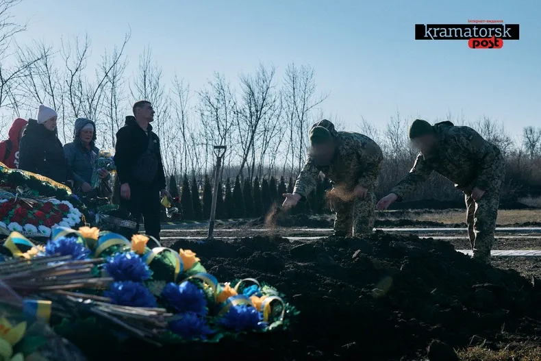 поховання зазисника з Краматорська Дмитра Орлова на Алеї Слави