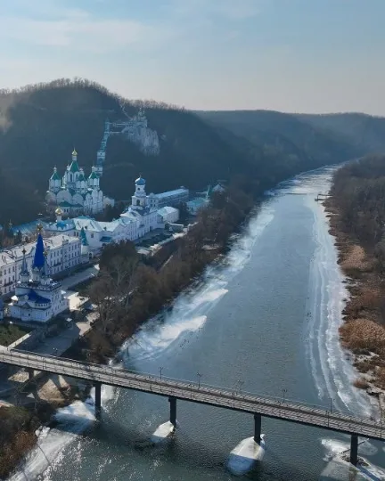 Святогірська лавра, березень 2025