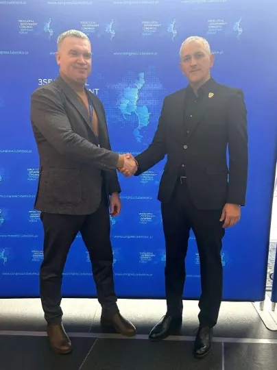 Денис Денищенко