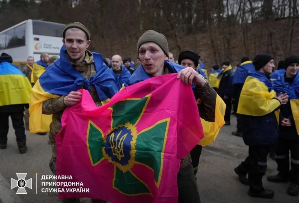 полонені вдома