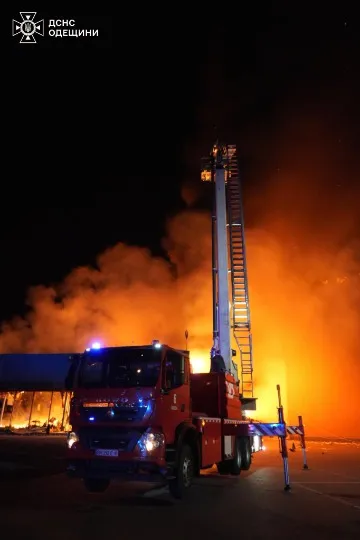 обстріл Одеси пожежа погонь