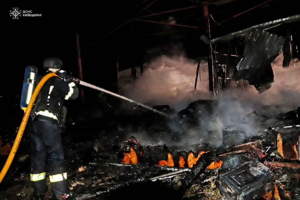 обстріл Київщини пожежа ДСНС