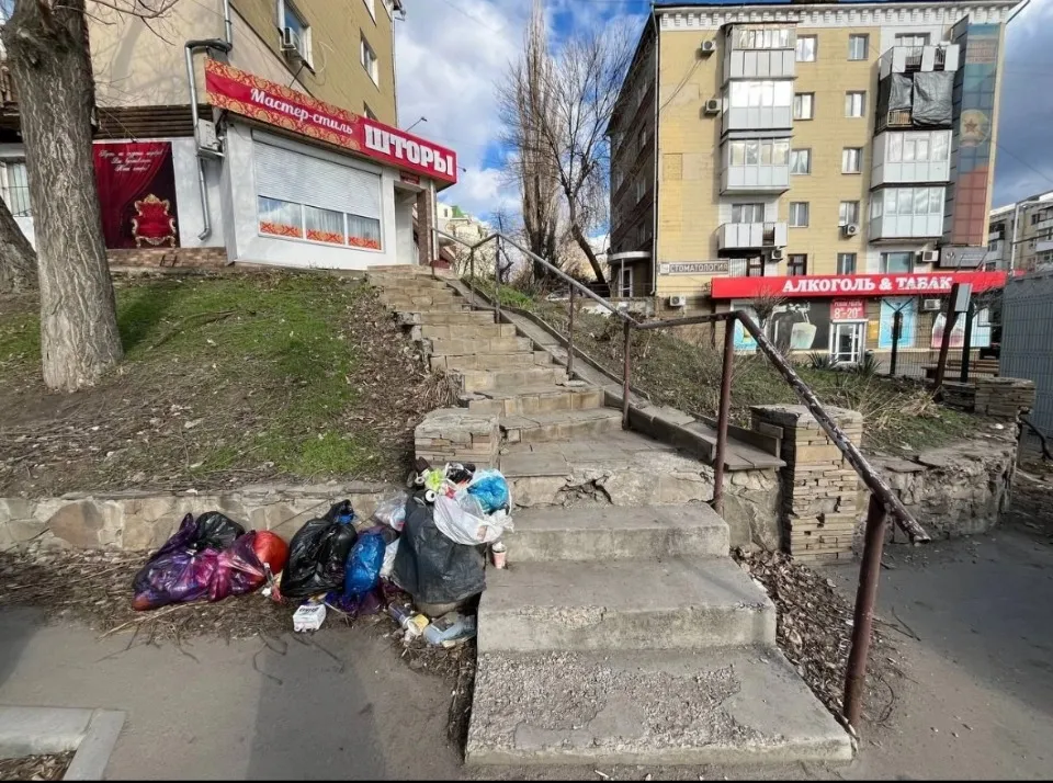 сміття в луганську