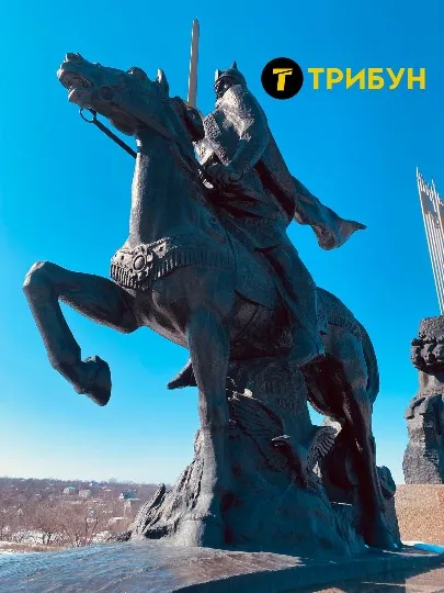 пам'ятник Князю Ігорю